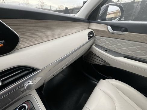 Used 2022 Hyundai Palisade Calligraphy image 24