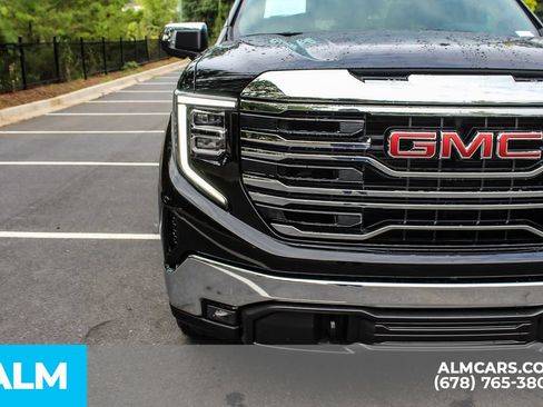 Used 2025 GMC Sierra 1500 SLT RWD image 11