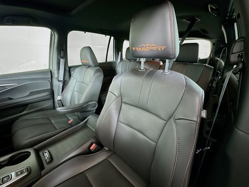 Used 2022 Honda Pilot TrailSport image 20