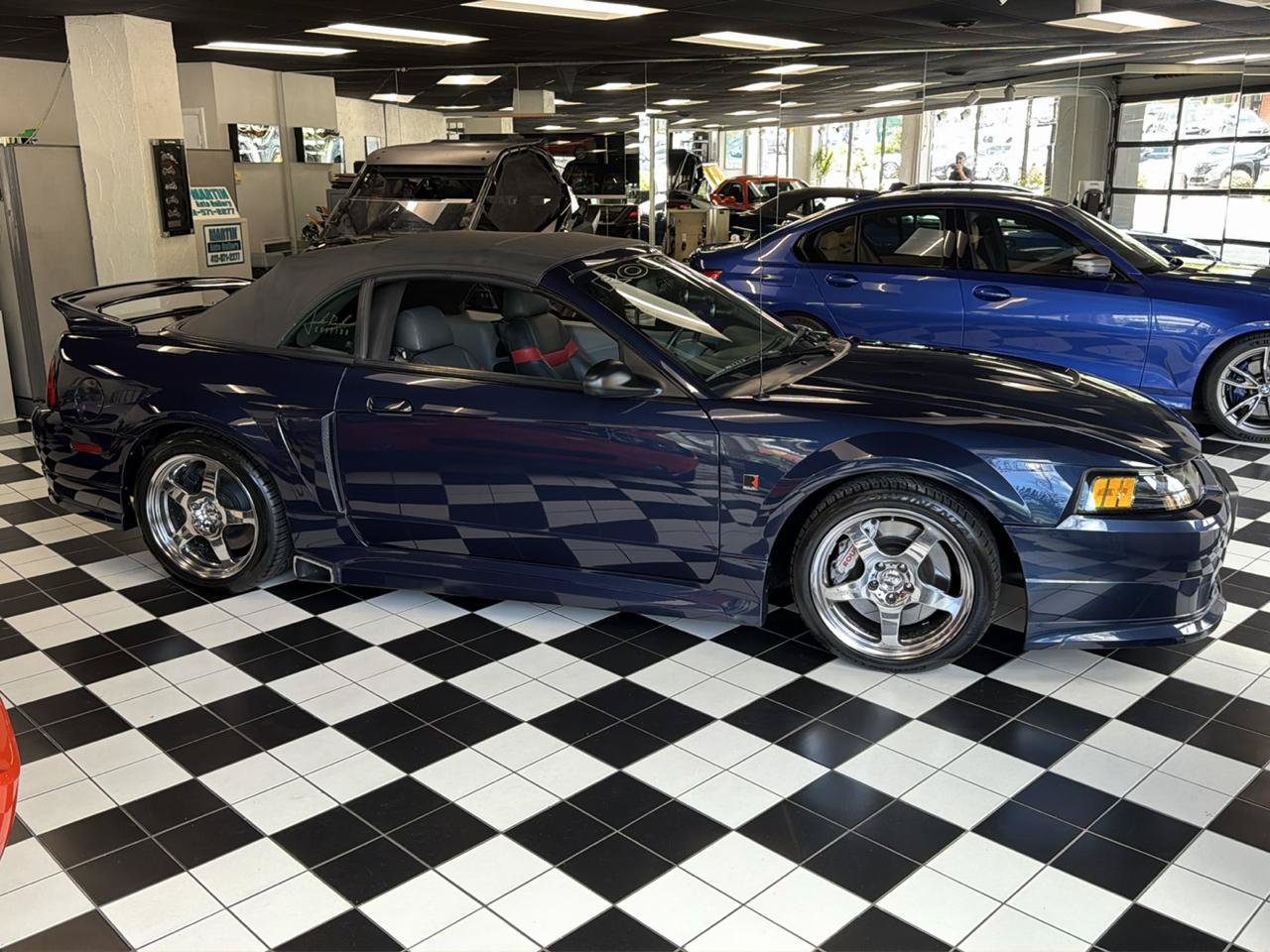 Used 2001 Ford Mustang GT RWD image 6