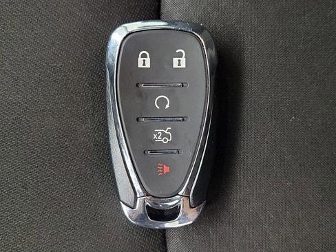 Used 2023 Chevrolet Malibu LT FWD image 32