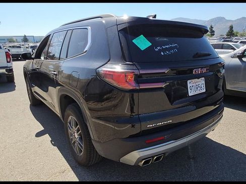 Used 2025 GMC Acadia Elevation FWD image 3