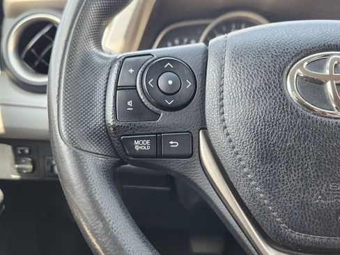 Used 2013 Toyota RAV4 LE AWD/4WD image 30