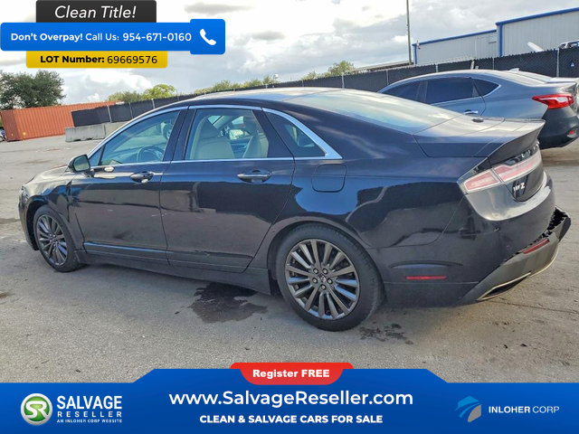 Used 2020 Lincoln MKZ FWD image 3