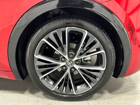 Used 2025 Toyota Prius XLE image 64