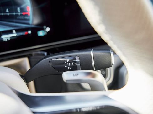 Used 2025 Mercedes-Benz G 63 AMG 4MATIC image 70