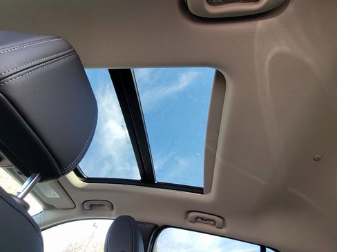 New 2026 Buick Encore GX Avenir w/ Avenir Technology Package image 9