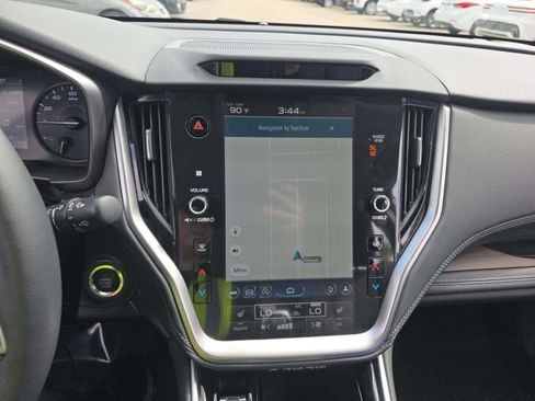 Used 2024 Subaru Outback Limited image 5