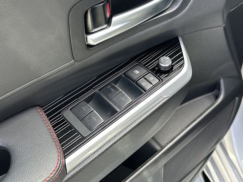 Certified 2025 Toyota Sienna XSE w/ XSE Plus Package image 15