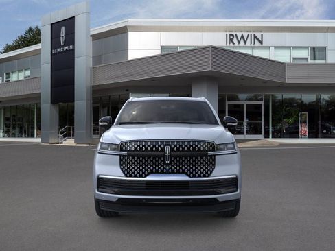 New 2025 Lincoln Navigator Reserve image 6