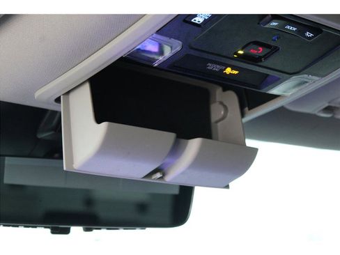 Used 2022 Toyota Tundra Limited w/ TRD Off-Road Package image 31