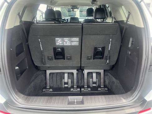 Used 2026 Kia Carnival LXS FWD image 22