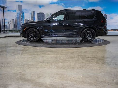 Used 2026 BMW X7 xDrive40i w/ M Sport Package AWD/4WD image 6