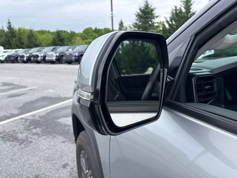 Used 2024 Toyota Tundra SR5 w/ SR5 Convenience Package AWD/4WD image 11