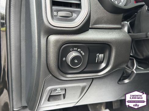 Used 2025 RAM 1500 Tradesman AWD/4WD image 14