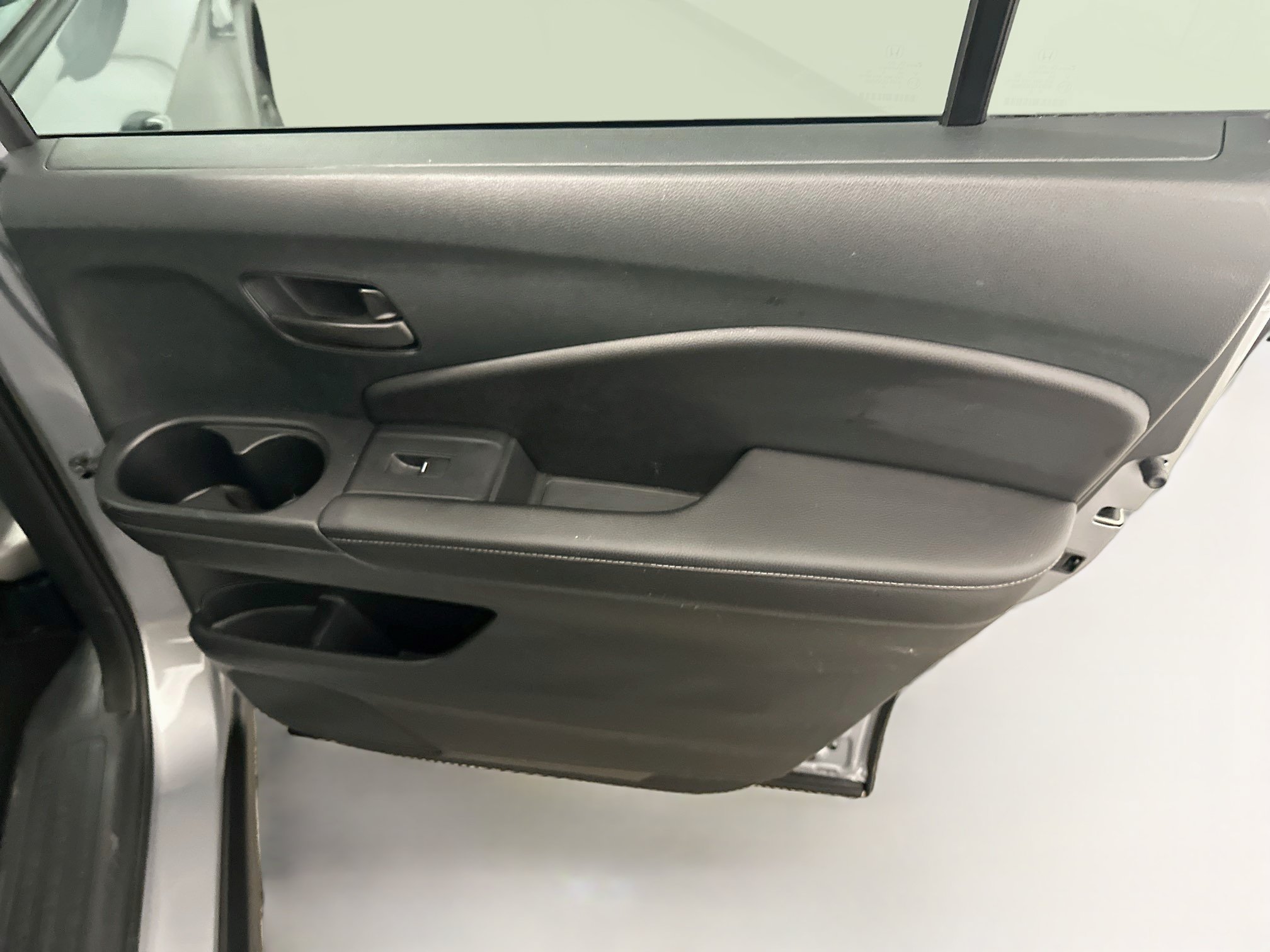 Used 2023 Honda Passport EX-L image 32