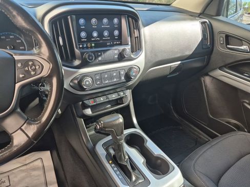 Used 2020 Chevrolet Colorado LT w/ LT Convenience Package AWD/4WD image 17