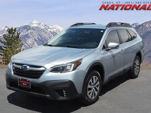 Used 2021 Subaru Outback Premium AWD/4WD image 1