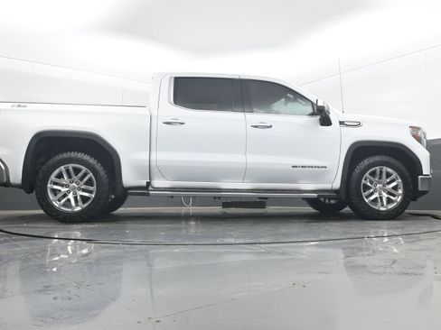 Used 2019 GMC Sierra 1500 SLT AWD/4WD image 32
