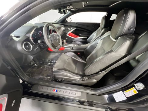 Used 2018 Chevrolet Camaro SS RWD image 20