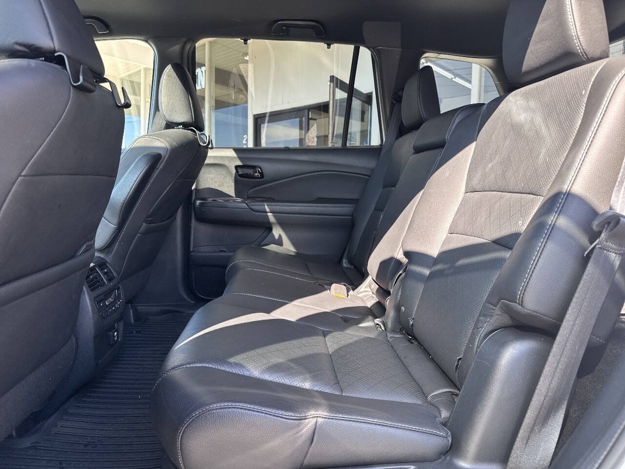 Used 2023 Honda Passport Elite image 25