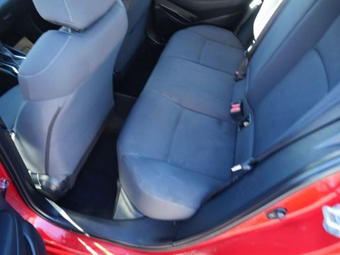 Used 2020 Toyota Corolla LE image 20