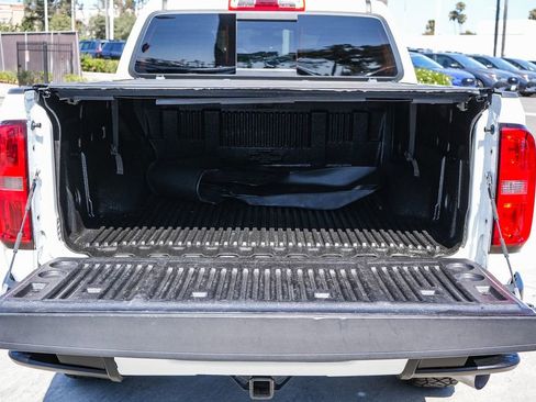 Used 2017 Chevrolet Colorado Z71 RWD image 29