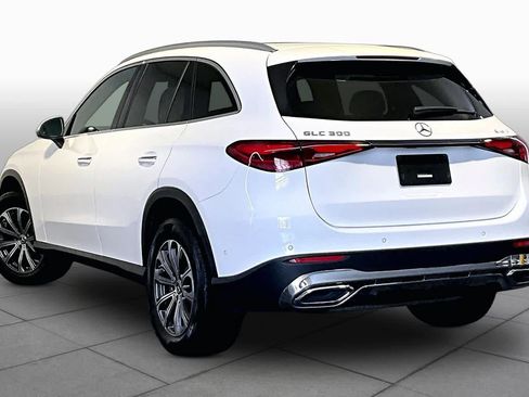Used 2023 Mercedes-Benz GLC 300 4MATIC image 12