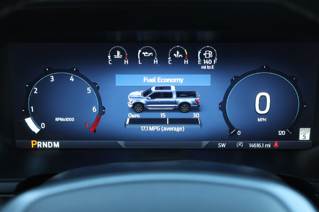Used 2025 Ford F150 Lariat AWD/4WD image 14