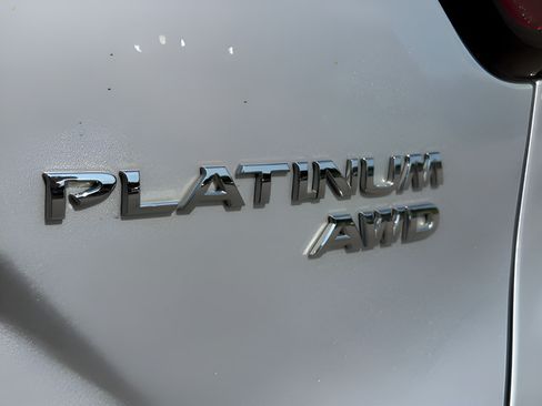 Used 2020 Nissan Murano Platinum AWD/4WD image 17