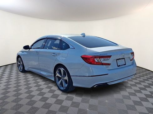 Used 2018 Honda Accord Touring image 7