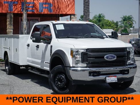 Used 2019 Ford F550 2WD Crew Cab Super Duty image 2