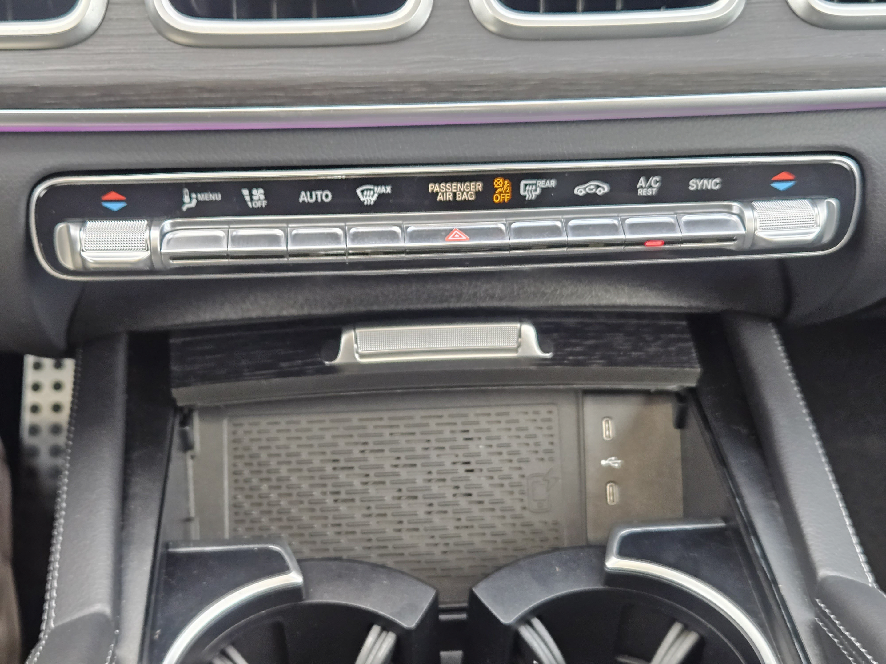 Used 2026 Mercedes-Benz GLS 450 4MATIC w/ AMG Line Exterior image 11