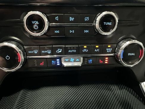 Used 2023 Ford F150 Limited image 30