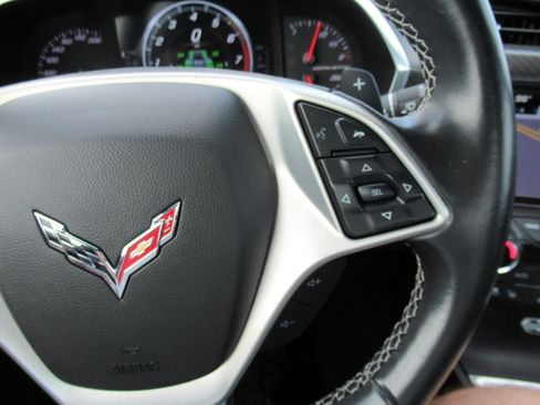 Used 2017 Chevrolet Corvette Grand Sport RWD image 23