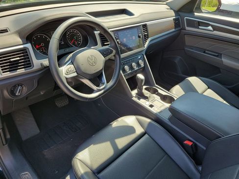 Used 2021 Volkswagen Atlas SE FWD image 23