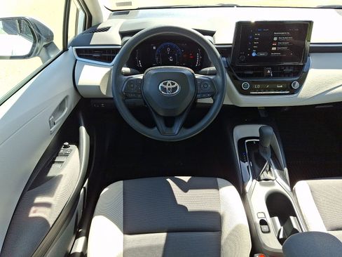 Used 2026 Toyota Corolla LE w/ LE Premium Package FWD image 12
