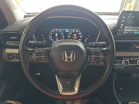 Used 2023 Honda Pilot Elite image 8