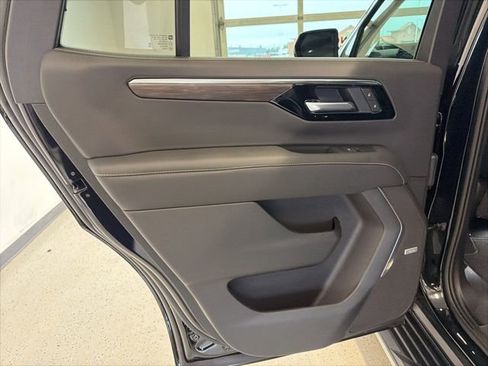 Used 2026 Chevrolet Tahoe Premier w/ Sun And Tow Package AWD/4WD image 48