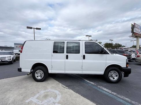 Used 2018 Chevrolet Express 2500 w/ Driver Convenience Package image 2