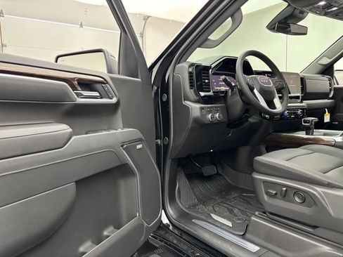 New 2026 GMC Sierra 1500 Elevation w/ Elevation Premium Package AWD/4WD image 15