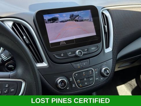 Used 2024 Chevrolet Malibu LT FWD image 17