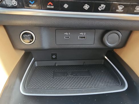 Used 2021 Nissan Rogue Platinum image 28