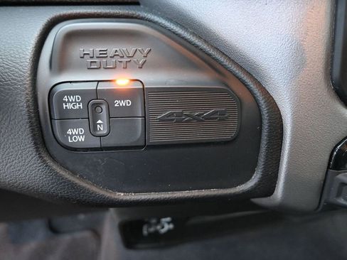 Used 2024 RAM 2500 Big Horn image 23