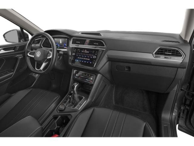 Certified 2023 Volkswagen Tiguan SE FWD image 15
