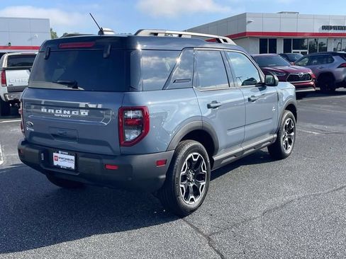 Used 2025 Ford Bronco Sport Outer Banks AWD/4WD image 11