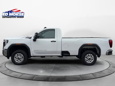 New 2025 GMC Sierra 2500 Pro AWD/4WD image 2