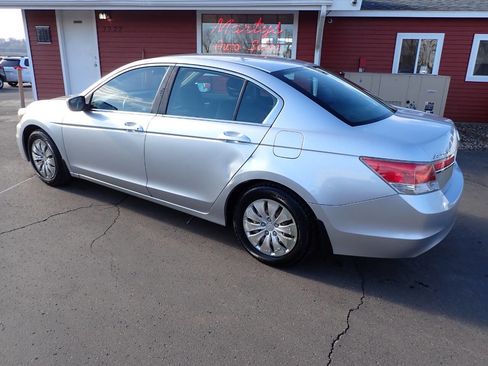 Used 2011 Honda Accord LX image 4