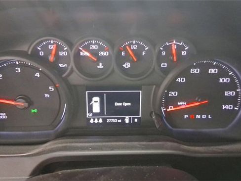 Used 2024 Chevrolet Silverado 2500 Custom w/ Custom Value Package image 27