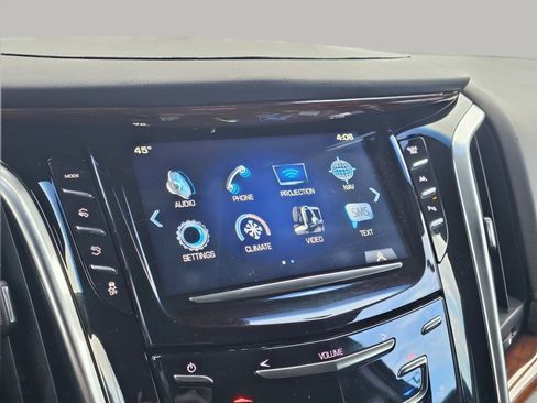 Used 2019 Cadillac Escalade ESV Premium Luxury image 8